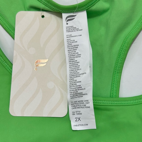 Fabletics Green and Black Medium Impact Sports Bra With Racerback Design 2X NWT - Picture 4 of 4